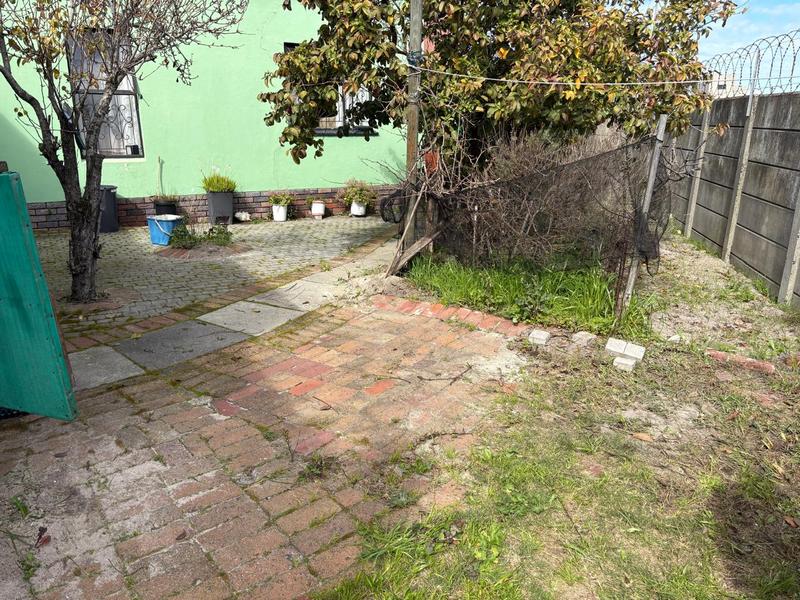 3 Bedroom Property for Sale in Montagues Gift Western Cape
